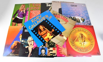 Lot 204 - A large quantity of LP records to include Kate...