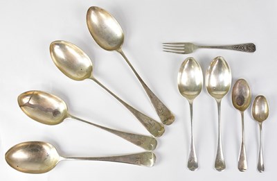 Lot 729 - A small quantity of hallmarked silver flatware,...