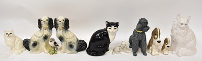 Lot 468 - A collection of animal figures, to include a...