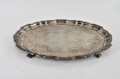 Lot 219 - BARKER BROTHERS SILVER LTD; an Elizabeth II...