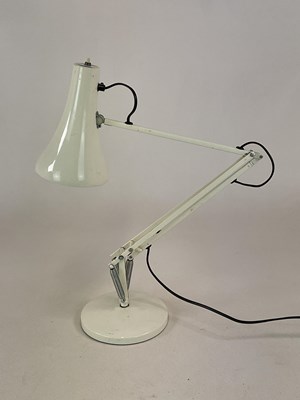 Lot 718 - An Anglepoise model 90 adjustable desk lamp in...