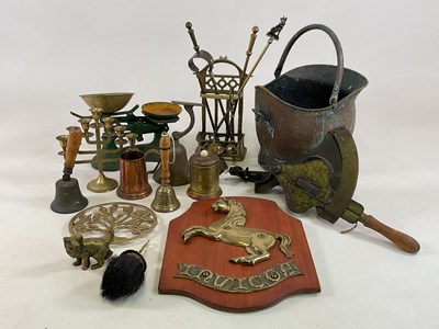 Lot 232 - A quantity of metalware, including weighing...