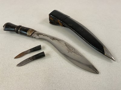 Lot 108 - A Gurkha Kukri, length 30 cm, contained in a...