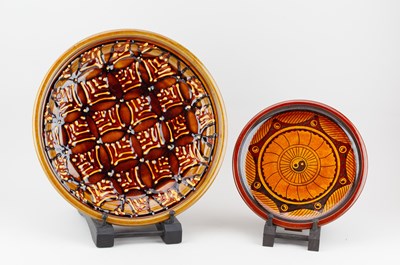 Lot 429 - JOHN POLLEX (born 1941); a slipware dish with...