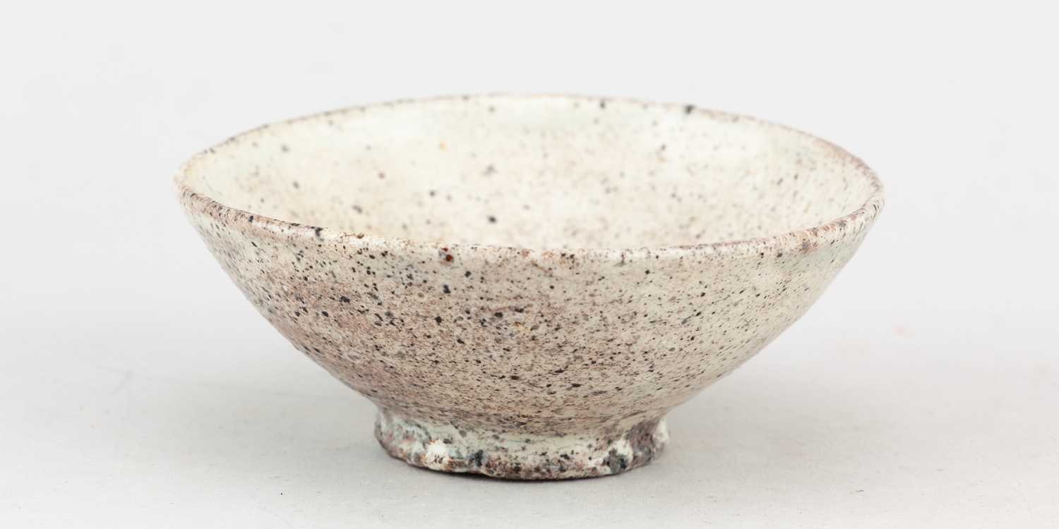 Lot 144 - AKIKO HIRAI (born 1970); a stoneware bowl...