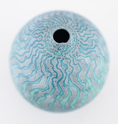 Lot 81 - PETER BEARD (born 1951); an ovoid stoneware...