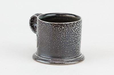 Lot 106 - WALTER KEELER (born 1942); a salt glazed mug,...