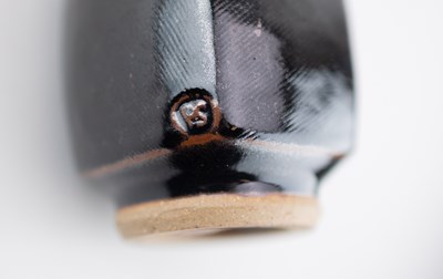 Lot 82 - PETER SWANSON (born 1950); a square stoneware...