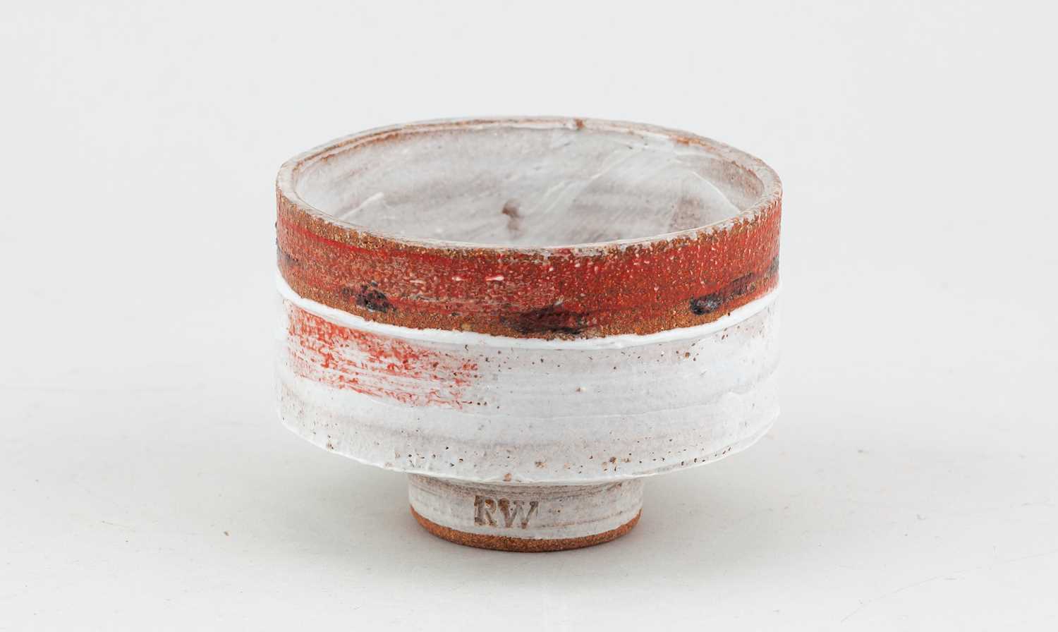 Lot 135 - ROBIN WELCH (1936-2019); a small stoneware...