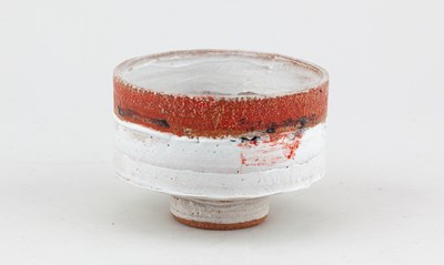 Lot 135 - ROBIN WELCH (1936-2019); a small stoneware...