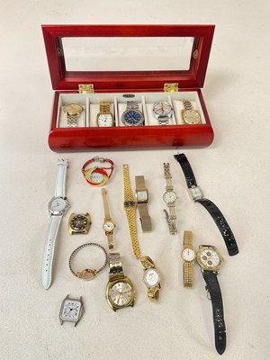 Lot 671 - A group of lady's and gentleman's wristwatches...