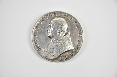 Lot 579 - A Pope Pius XI coin.