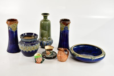 Lot 577 - A collection of assorted ceramics including...