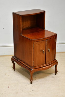 Lot 200 - A early 20th century mahogany bedside/night...