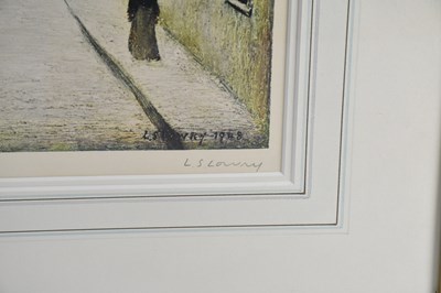 Lot 7 - LAURENCE STEPHEN LOWRY RA (1887-1976); pencil...