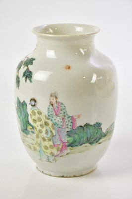 Lot 1002 - A 19th century Chinese porcelain Famille Rose...