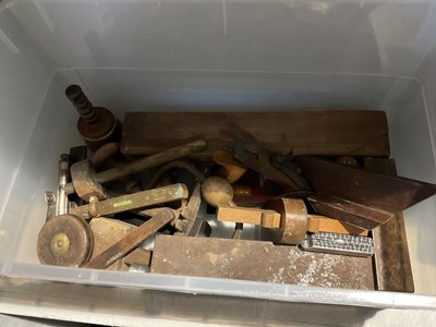 Lot 247 - A quantity of various woodworking tools, to...