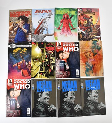 Lot 725 - 2000 AD; a large collection of Judge Dredd...