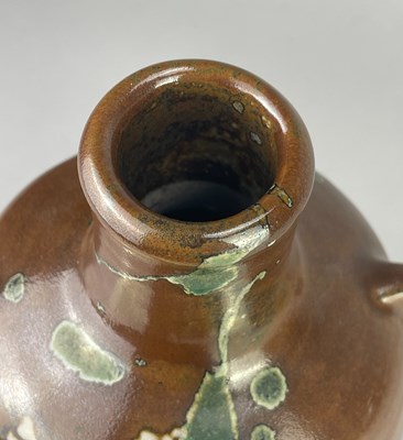 Lot 322 - JIM MALONE (born 1946); a lugged stoneware...