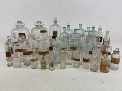 Lot 6 - A quantity of apothecary pharmaceutical glass...