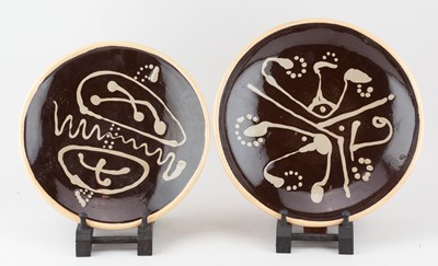 Lot 292 - DEREK SOUTHALL (1930-2011); a slipware plate...