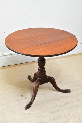 Lot 205 - A Georgian mahogany tilt-top tripod table,...